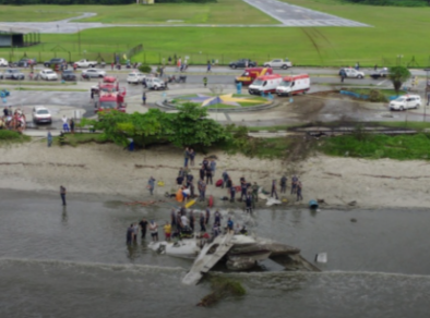Avião ultrapassou pista de pouso em Ubatuba, segundo autoridades