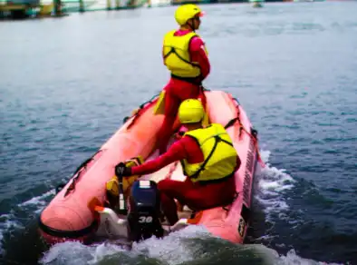 Corpo de Bombeiros salva mais de mil vítimas de afogamento nas praias do litoral de SP