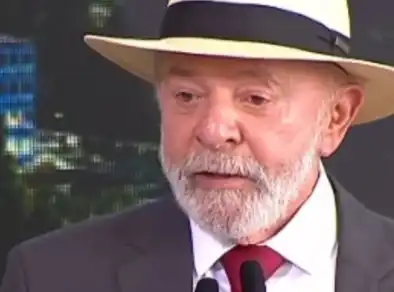 Lula diz a Alexandre de Moraes que “Ninguém vai parar de te chamar de Xandão”