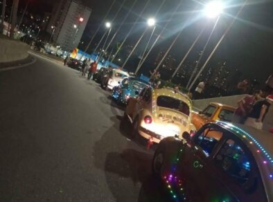 Exposição de Fuscas é realizada no Shopping Jardim Oriente em São José