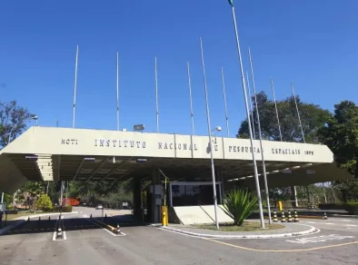 Diretor do INPE pede exoneração do cargo