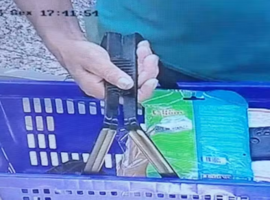 Idoso é preso por importunação sexual em supermercado de São José