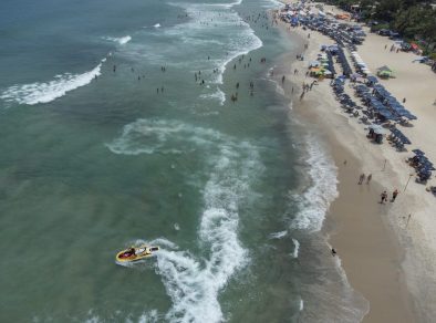 Litoral norte tem praias impróprias para banho no carnaval
