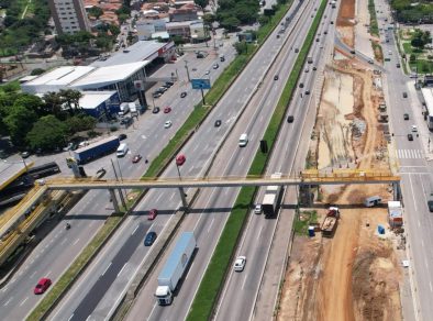 Tráfego na Dutra em São José será interrompido para obra de passarela