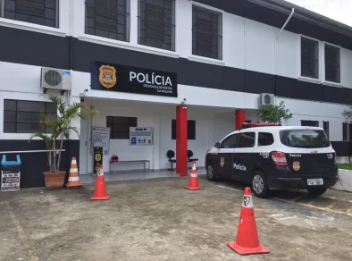 Mulher sofre tentativa de feminicídio a facadas em Guaratinguetá