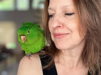 Ex-Globo Karen Schmidt denuncia agressão contra maritaca em São José