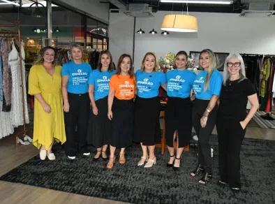 Inaugurou oficialmente o Bazar Conexão Solidária 2025 em grande estilo no Aquarius Open Mall