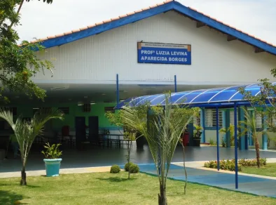 Mãe de filho autista reclama de falta de vaga em escola de São José