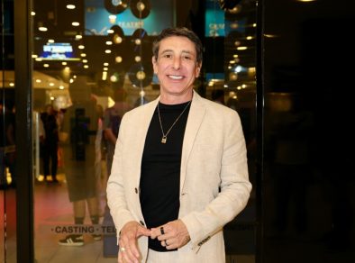 Tânia Mara, Cássio Scapin, Bernardo Mesquita e Fafy Siqueira aplaudem time de palestrantes consagrados