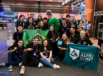 Alunos de São José conquistam vaga em Mundial de Robótica nos EUA
