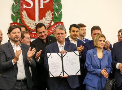 Tarcísio de Freitas envia à Alesp proposta que eleva salário mínimo estadual para R$ 1.804