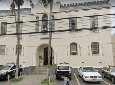Homem fica ferido após ser baleado no forró em bar de Jacareí