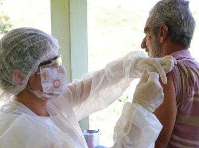 Jacareí promove ações de vacinação itinerante