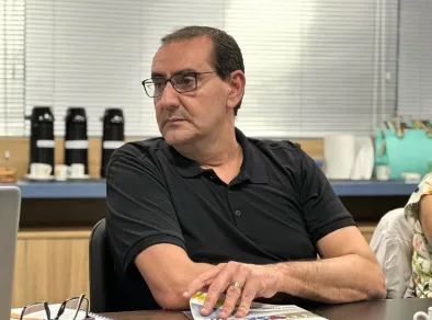 Anderson Farias diz que “não tem nada de errado” em Secretária faltar ao trabalho para ir à Disney