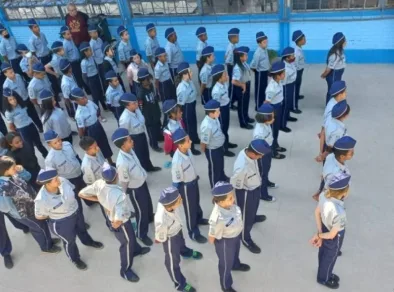 70 escolas de SP optam pela adesão ao modelo Cívico-militar em 1ª consulta à comunidade