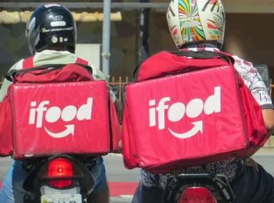 Mobilização de entregadores de aplicativos causa atrasos de 3 horas nas entregas