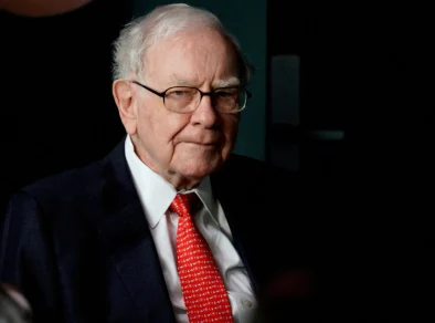Megainvestidor Warren Buffett anuncia aposentadoria