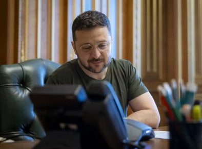 Vaticano confirma ligação do presidente Zelensky para o Papa Leão XIV