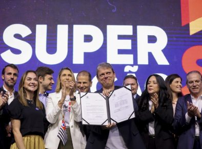 Governo de SP lança programa para atender 105 mil famílias em situação de extrema pobreza