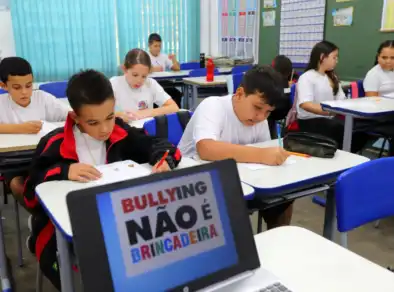 Luta contra Bullying: Projeto-piloto vai ampliar formação sobre o tema nas escolas de Jacareí