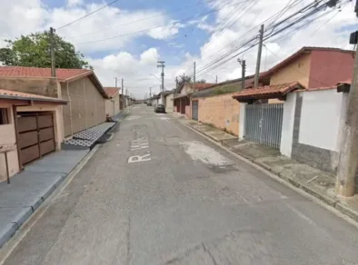 Homem é morto a tiros dentro do próprio carro em Taubaté  