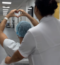 Kelly Maria mostra momento em que Jonas é levado para cirurgia…