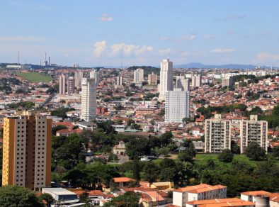Prefeitura e Governo do Estado assinam termo para construção de 200 unidades da CDHU