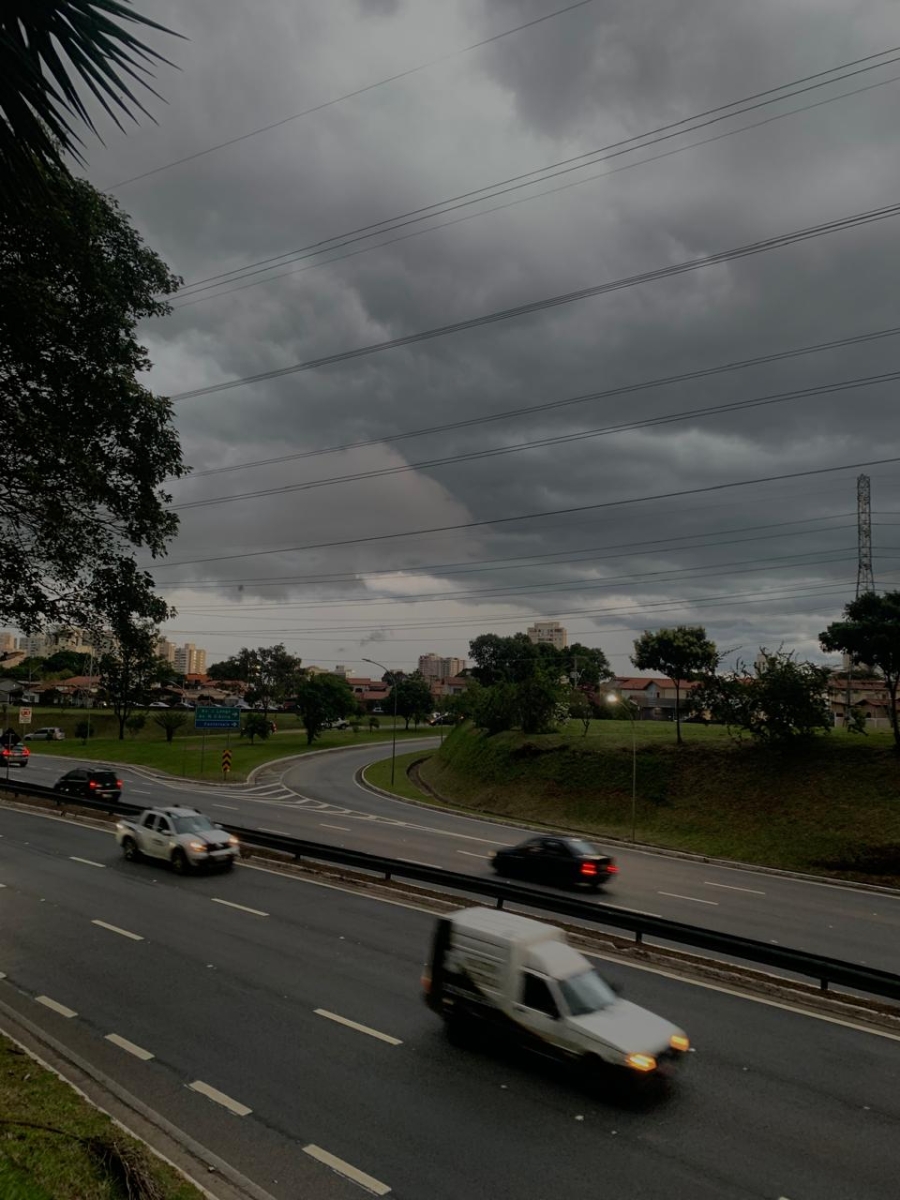 Parque de trampolins é inaugurado na Zona Oeste de São José