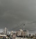 Frente fria aumenta chances de chuva intensas na região com riscos…