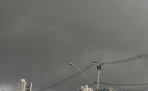 Frente fria aumenta chances de chuva intensas na região com riscos de alagamentos