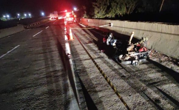 Motociclista morre e dois ficam feridos em acidente na rodovia Dom Pedro I em Jacareí 