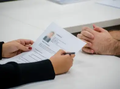 Projeto de lei quer exigir currículo acadêmico para cargos comissionados da prefeitura