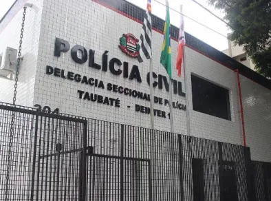 Jovem com esquizofrenia foge da UPA e tenta matar o pai a facadas em Taubaté