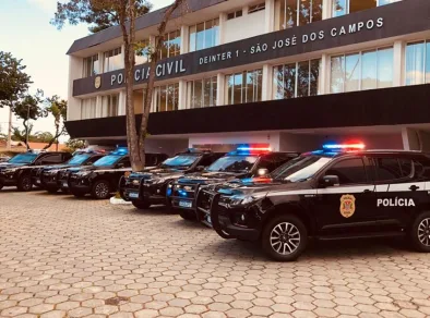 Homem morre após tentativa de assalto contra policiais em São José 
