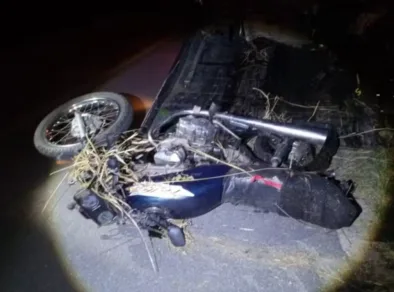 Acidente entre moto e carro deixa dois mortos em Cachoeira Paulista 