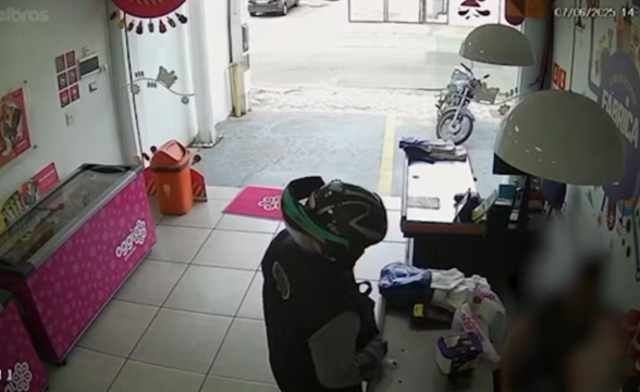 Homem finge ser cliente e assalta sorveteria em Caçapava 