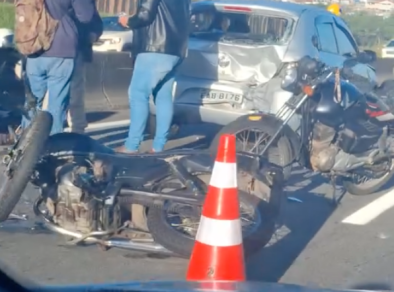 Acidente entre carro e moto deixa dois feridos na Dutra em São José 