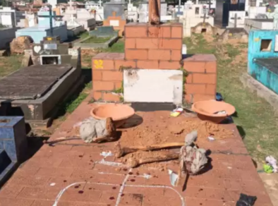 Sepultura do Cemitério Municipal de Taubaté é violada e homem é flagrado com crânio humano 
