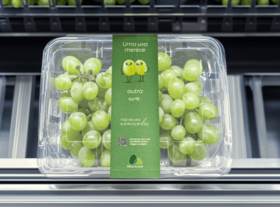 Supermercado transforma embalagens em declarações de amor