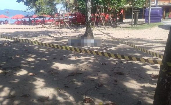 Corpo de homem é encontrado no mar na Praia Martim de Sá, em Caraguatatuba