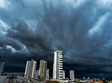 Inmet emite alerta para chuvas intensas, ventos de até 60KM/H e queda de temperaturas na RMVale