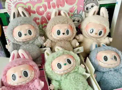 O que é “Labubu” – o monstrinho fofo que virou febre – e qual a diferença para o “Tribufu”? 