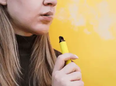 Um em cada nove adolescentes no Brasil usa cigarro eletrônico, aponta pesquisa da Unifesp