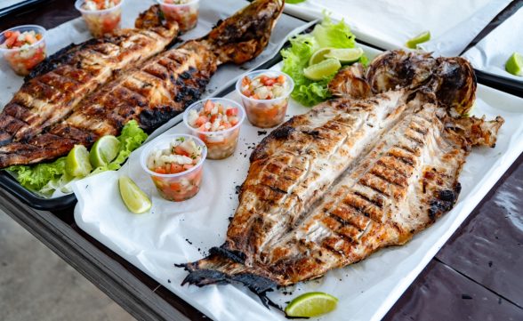 Festival da Tainha abre temporada de inverno em Ilhabela com edições no Mercado do Peixe e Praia Grande