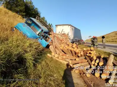 Caminhoneiro morre em acidente na Rodovia Dom Pedro I em Jacareí