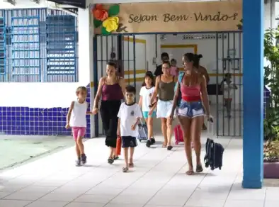 Aulas da rede municipal de Caraguatatuba serão retomadas nesta quarta-feira (30)