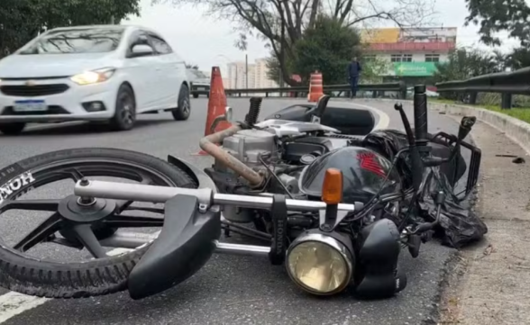 Homem morre em acidente de moto nesta terça (08) em São José 