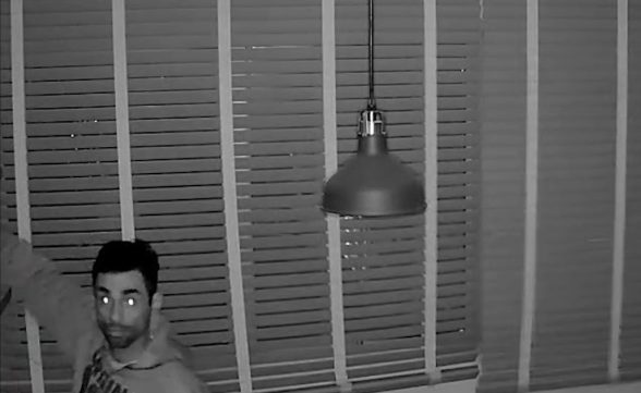 Homem invade e furta prédio comercial em São José 