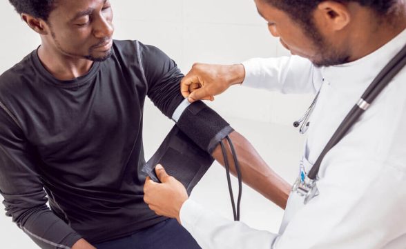 Sua saúde está em dia? veja quais exames preventivos fazer em cada fase da vida
