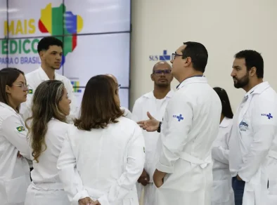 Para reduzir filas no SUS, governo lança 1,7 mil vagas para médicos especialistas